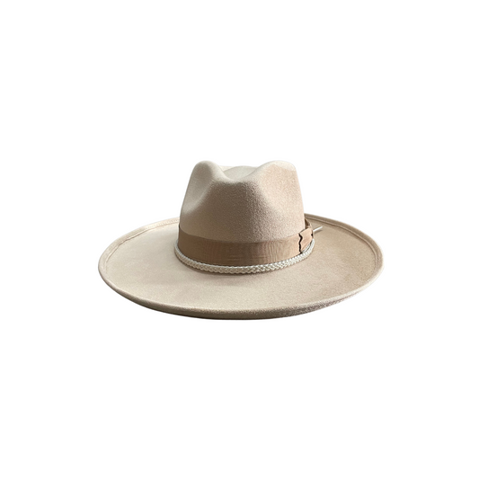 Brooke Curled Pencil Brim Nude w/ Dark Taupe Accessories