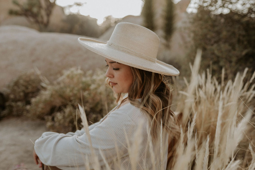 Leah Fine Palm Leaf Wide Curled Brim