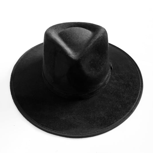 Millie Teardrop - Black D&D